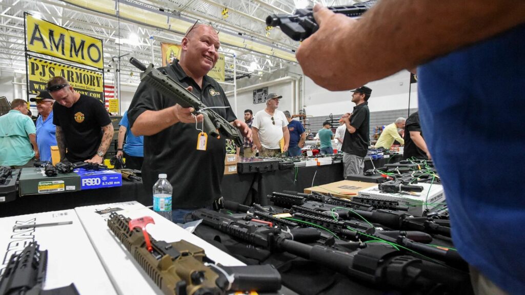 Tips to Avoid Scams at the Gun Show
