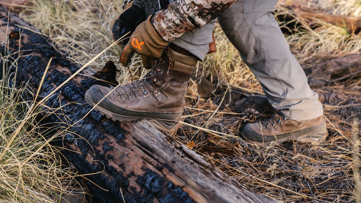 hunting boots, Best Lightweight Hunting Gear